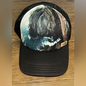 The North Face Black and Scenic Print Cap